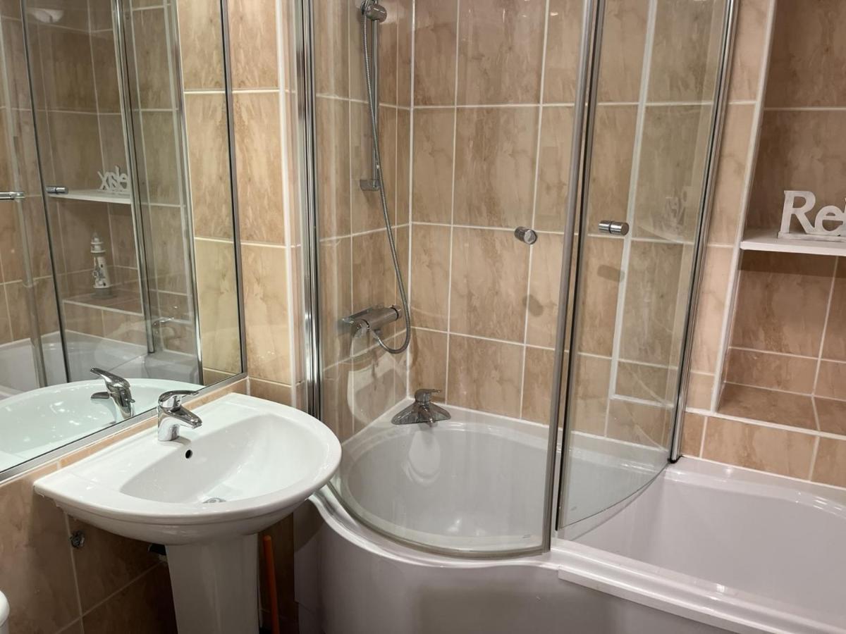 Royal Mile Mansions 2 Bedroom - Edinburgh City Centre Edimburgo Exterior foto