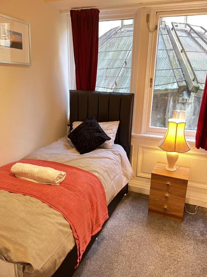 Royal Mile Mansions 2 Bedroom - Edinburgh City Centre Edimburgo Exterior foto