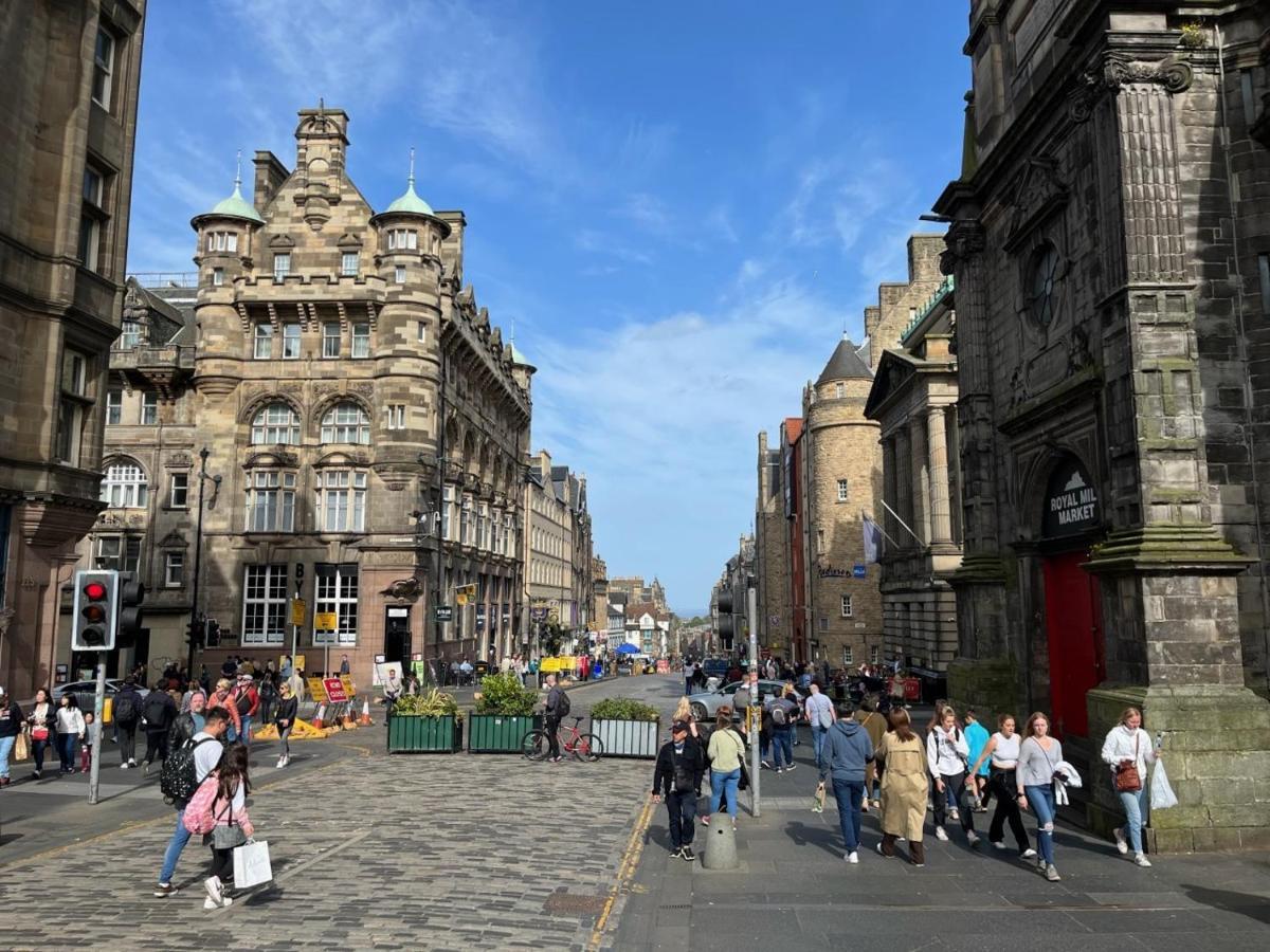 Royal Mile Mansions 2 Bedroom - Edinburgh City Centre Edimburgo Exterior foto